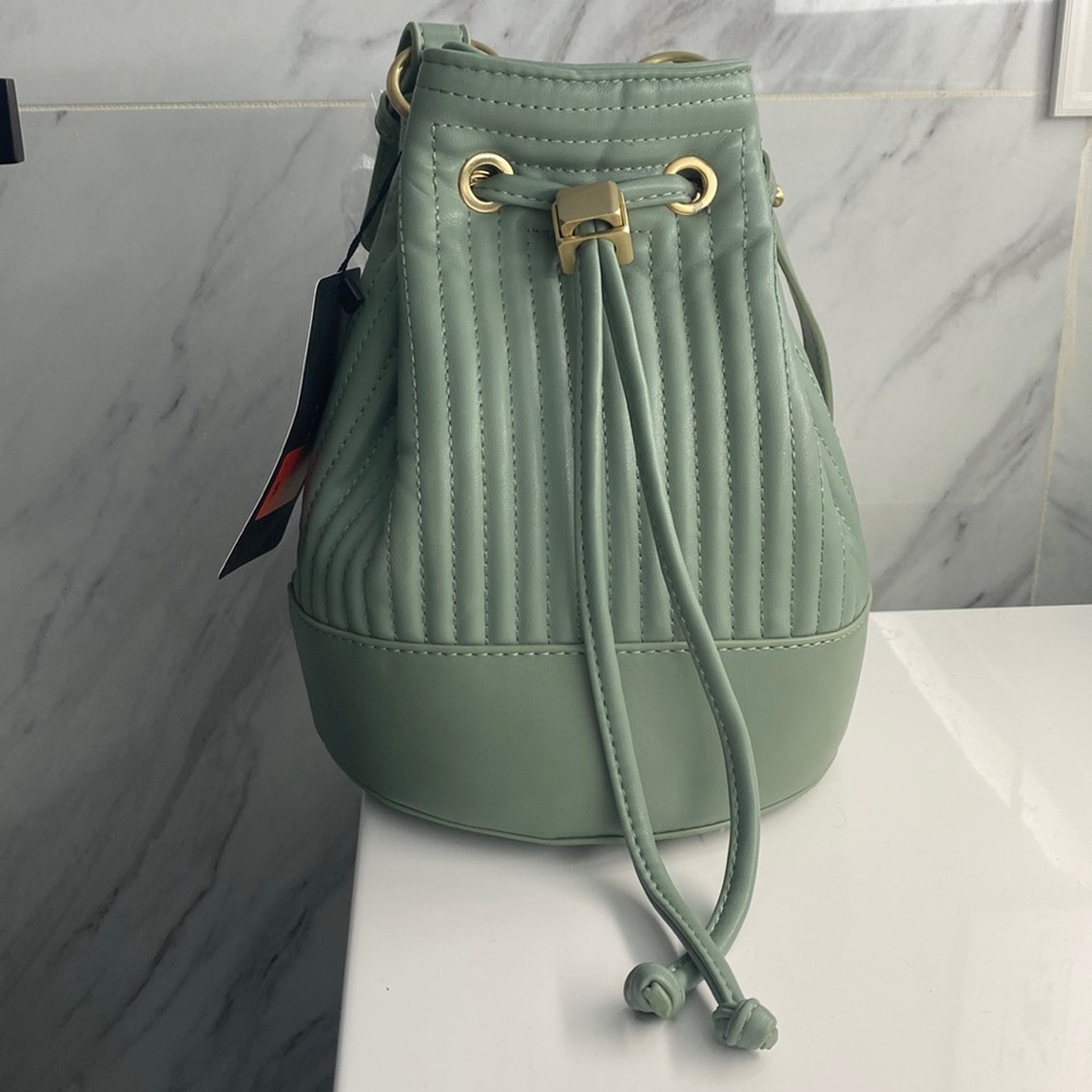 Zara Quilted Bucket bag in Eucalyptus color